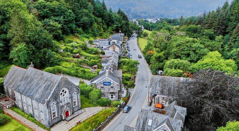 Base Camp Snowdonia, Gwersyll Cyntaf Eryri in Betws-Y-Coed