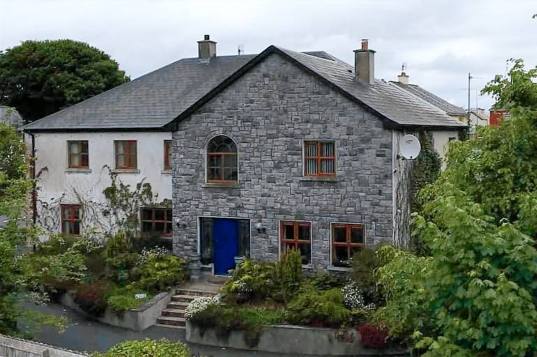Bed & Breakfast  Gorteen