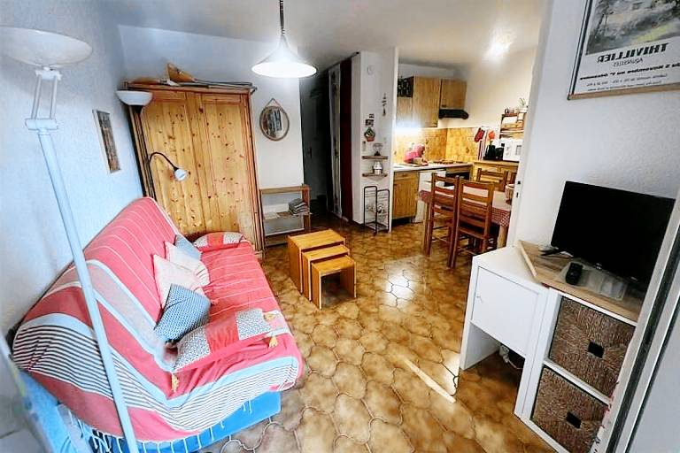 Rental apartment with pool — photo 3