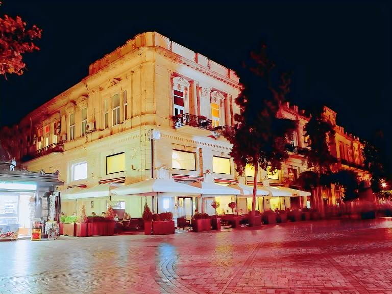 Bristol Hotel in Baku