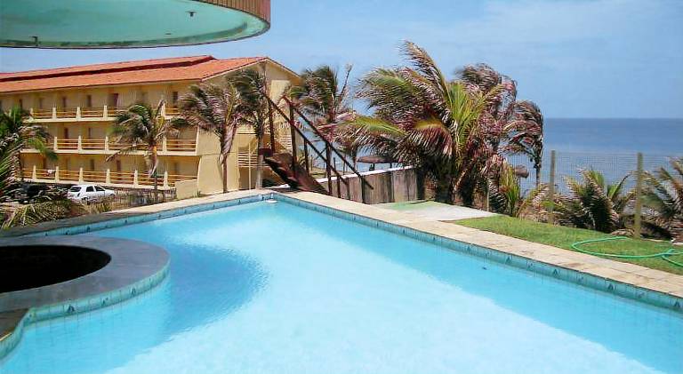 Apartment with pool in Natal