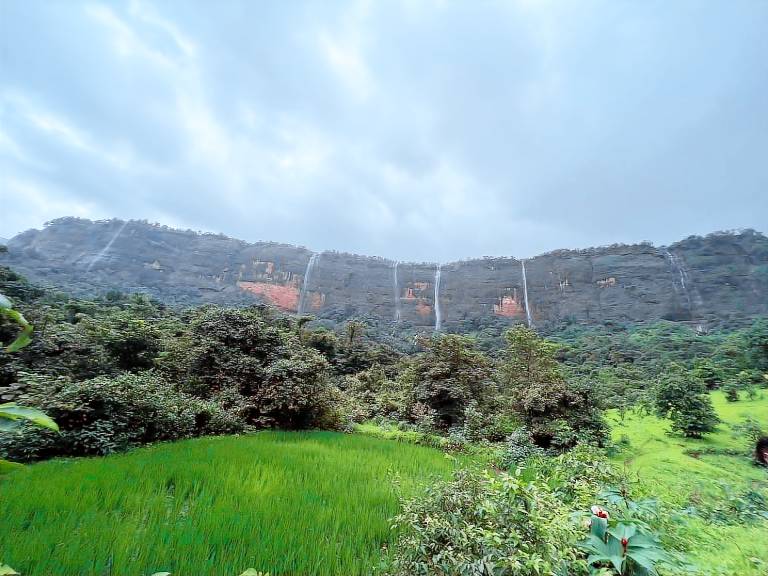 Vacation home with 3 rooms for 8 persons in Nashik