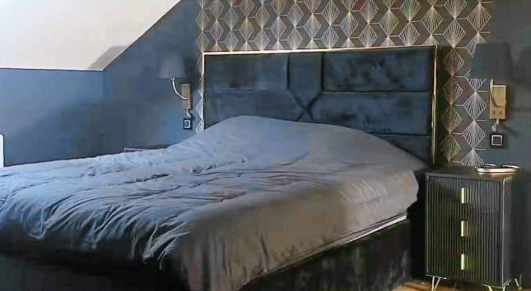 Holiday apartment with jacuzzi in Rouen