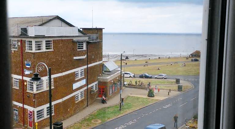 Marine Bar Pub with Rooms — photo 5
