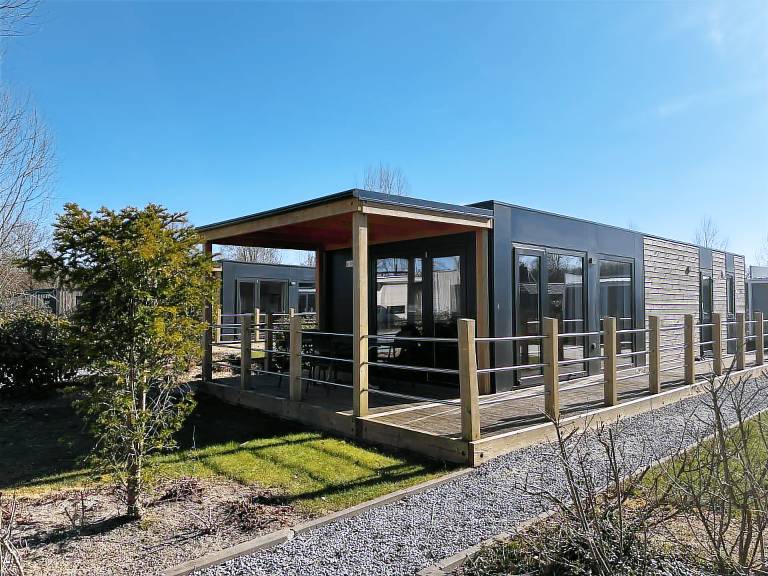 Bungalow  Elburg