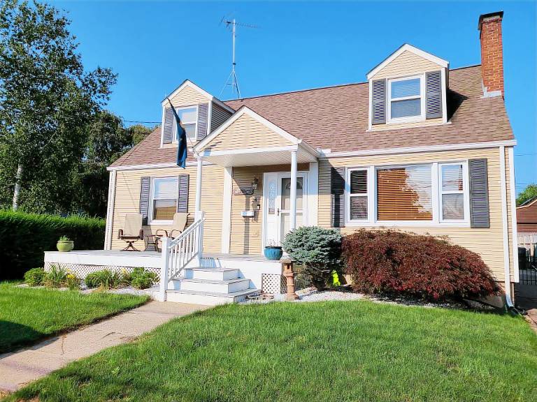 House New London