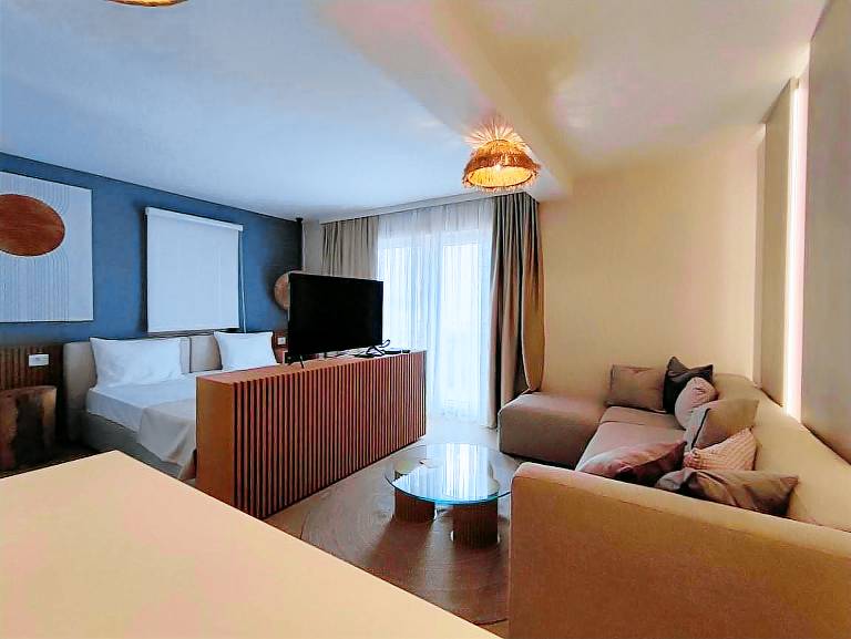 Rental apartment with 1 room for 2 persons in Becici