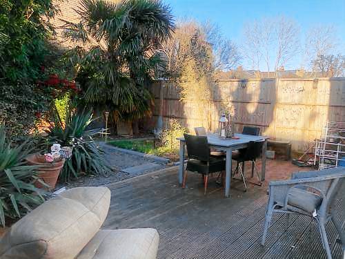 Bed and breakfast West London