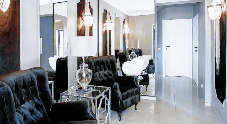 Serviced apartment with terrace & yard — photo 3