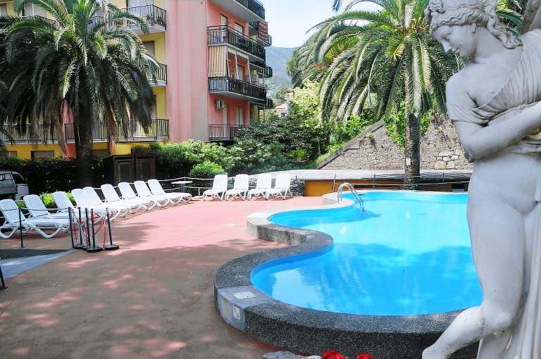 Ferienwohnung  Moneglia