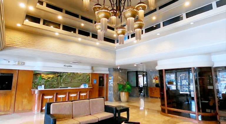 Serviced apartment with pool & terrace — photo 2