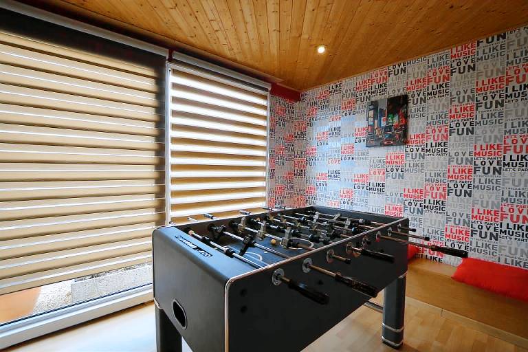 Chalet with terrace, BBQ & garden | Nature view — photo 2