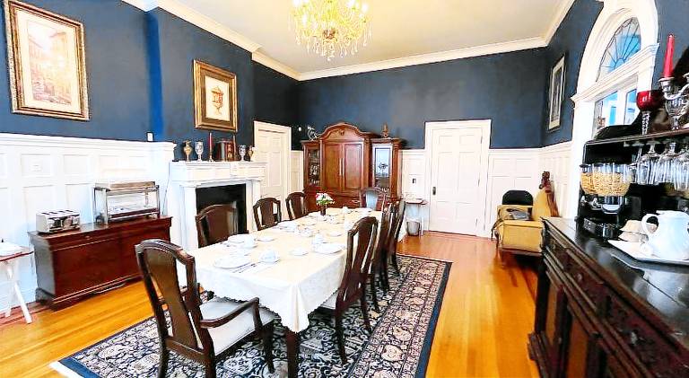 1912 Bed and Breakfast — photo 3