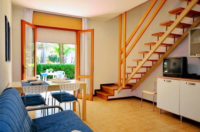 Children-friendly holiday apartment with garden & pool | Pets allowed — photo 2