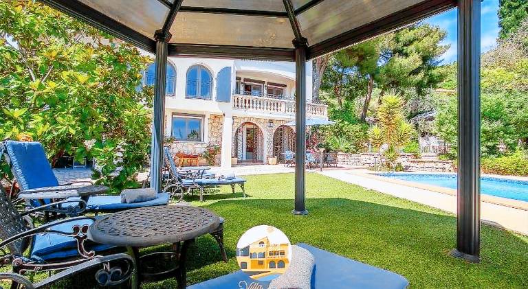 Villa with patio, private pool & grill | Suitable for remote work — photo 2