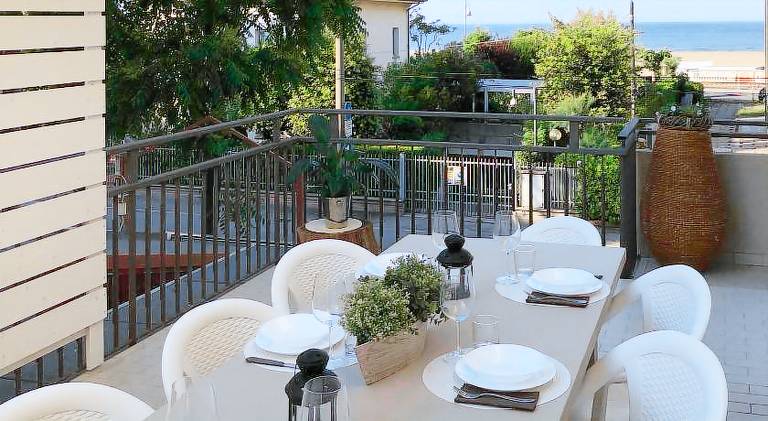 Fully equipped apartment with terrace & yard | Beach nearby | Good for workation | Dogs allowed in Rimini