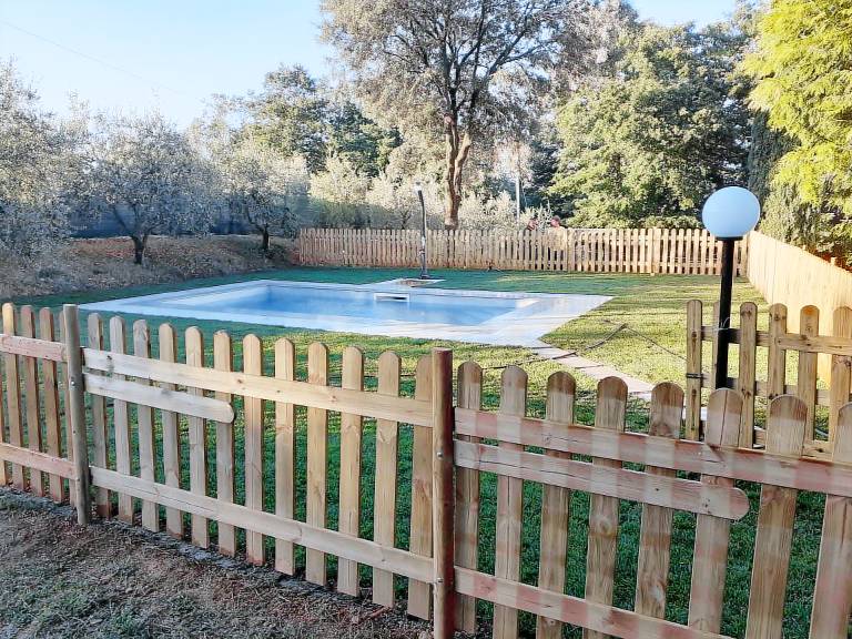 House with yard, grill & patio — photo 5