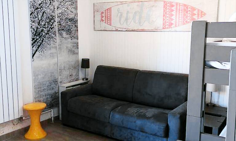 200m from resort center, balcony, ski locker, 24m², Alpe d'Huez — photo 4