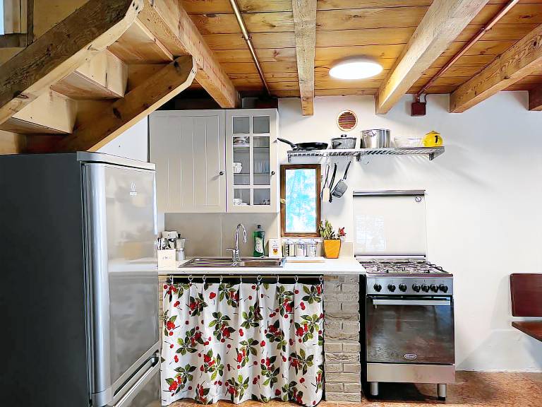 Chalet with barbeque, patio & garden | Panoramic view — photo 2