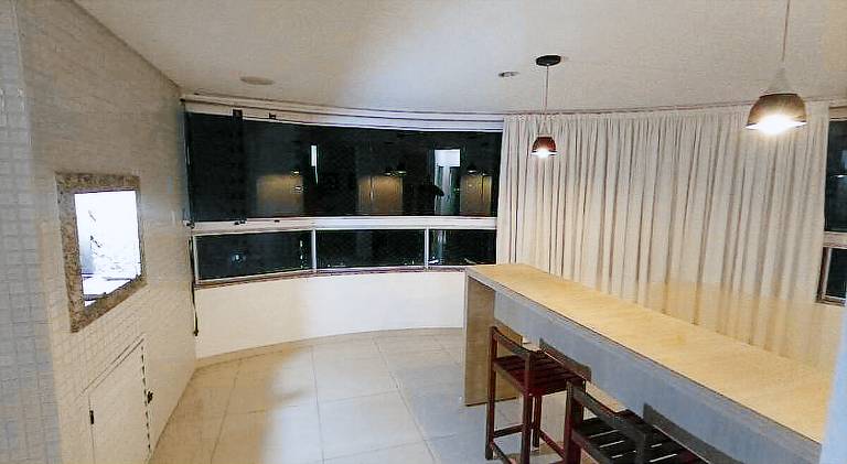 Rental apartment with hot tub — photo 3