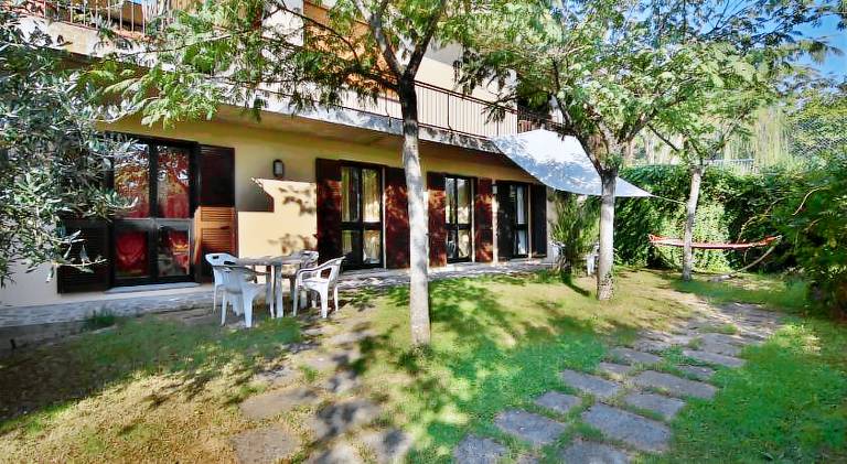 Lovely apartment with hot tub & pool | Pet-friendly — photo 2