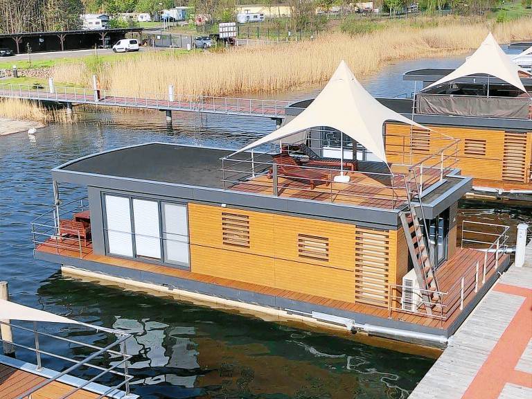 Hausboot Bitterfeld-Wolfen