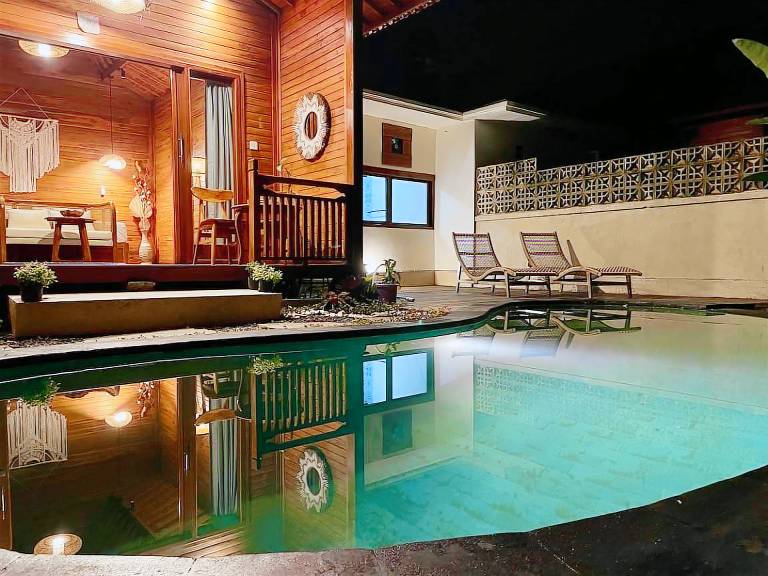 House with pool, hot tub & garden | Suitable for remote work — photo 3