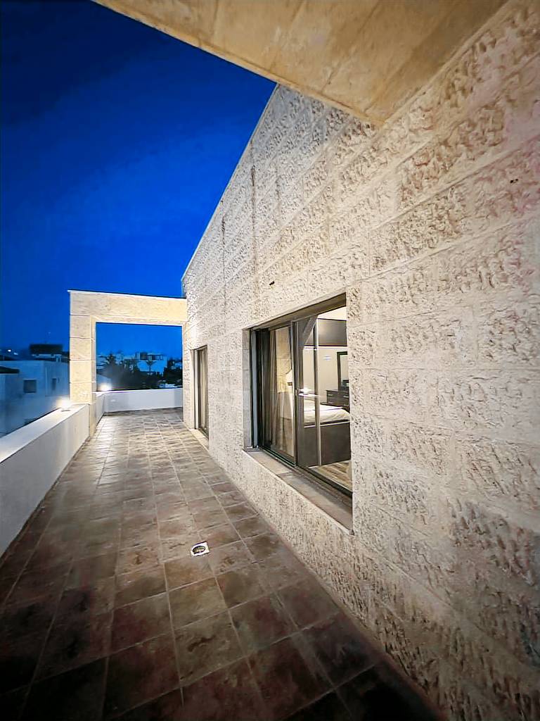 Apartment with terrace | City view — photo 5