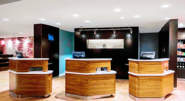 Courtyard by Marriott Chicago O'Hare — photo 4