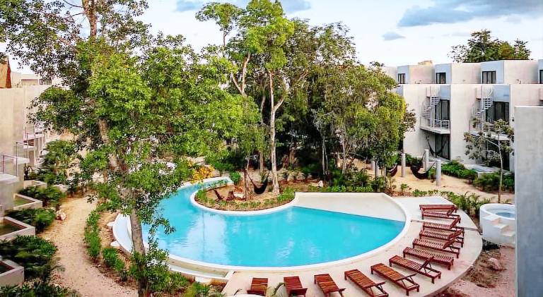 Vacation home with pool & jacuzzi in Tulum