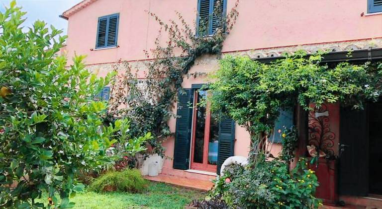 Apartment with jacuzzi & pool | Dogs allowed in Ricadi