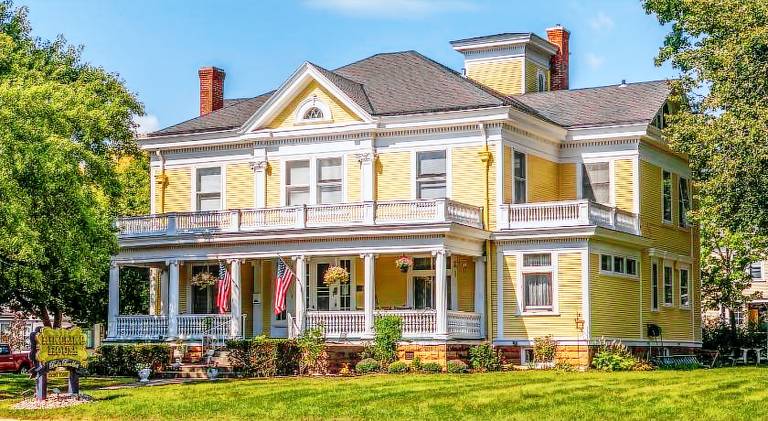 Ringling House Bed & Breakfast