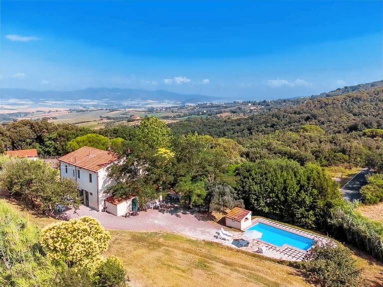 Ferienwohnung in Rosignano Marittimo, Nibbiaia für max. 10 Personen Ferienwohnung in Rosignano Marittimo, Nibbiaia für max. 10 Personen