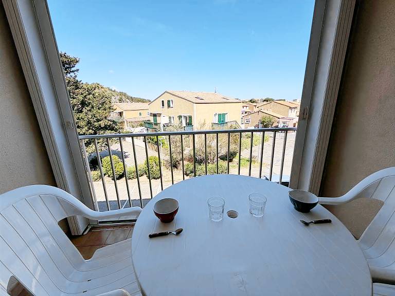 Rental apartment with pool — photo 3