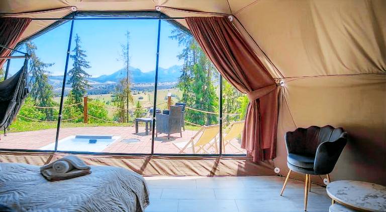 Peak Glamp & Jacuzzi — photo 2