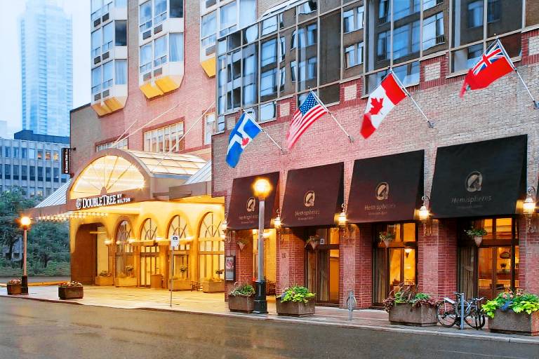 DoubleTree by Hilton Toronto Downtown