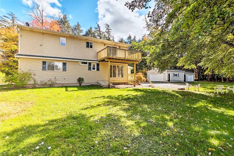 Spacious Apt w/ Yard: 3 Mi to Windham Mountain — photo 2
