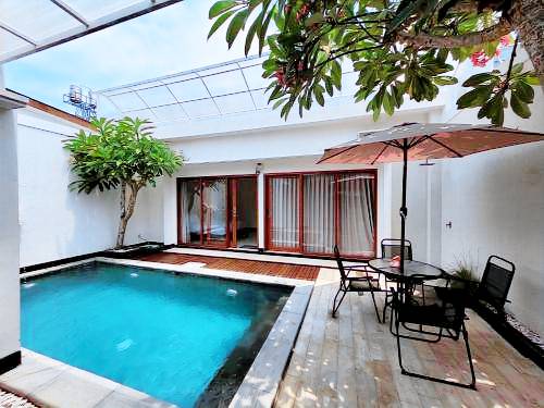 Vila Batu Layar