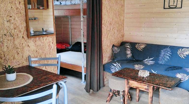 Chatka u Podolskeho mostu - Temesvar - 5 luzek — photo 2