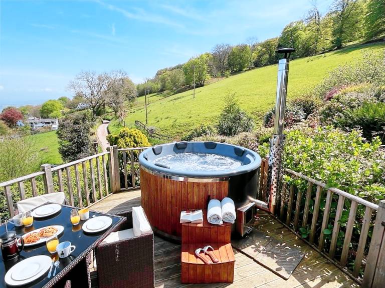 2 Bed in Abergavenny oc 83894