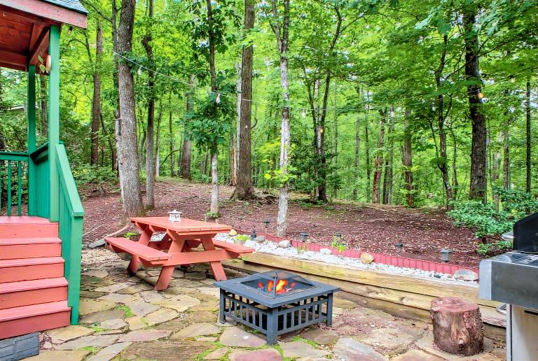 Child-friendly wonderful cabin with pool, sauna & BBQ | Mountain view | Pets allowed — photo 4