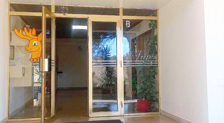Rental apartment with garden & terrace — photo 5