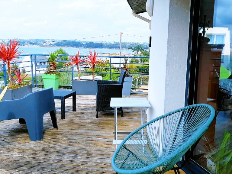 Vacation home with garden, terrace & grill | Pets allowed — photo 4