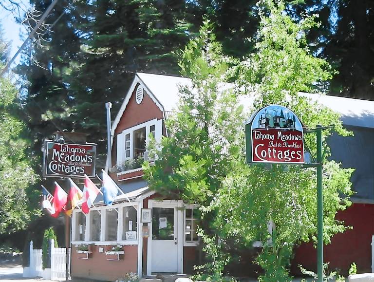 Tahoma Meadows B&B Cottages — photo 4