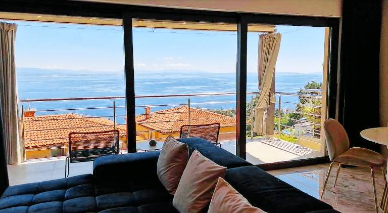 Charming apartment with pool | Pets allowed in Opatija
