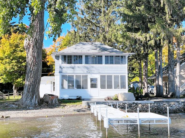 House  Conesus Lake