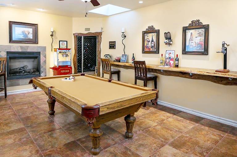 High Ridge Manor — photo 4