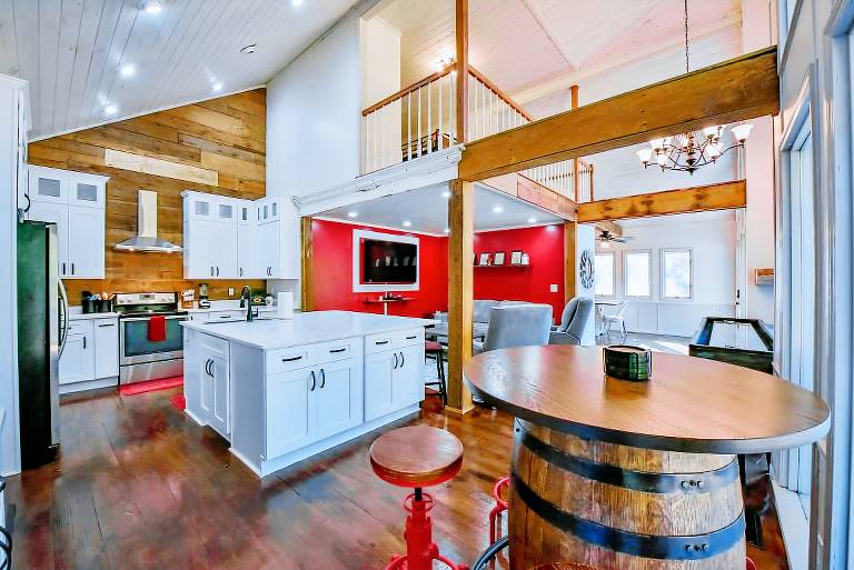 Child-friendly vacation home with garden & grill | Water view | Pets allowed — photo 4