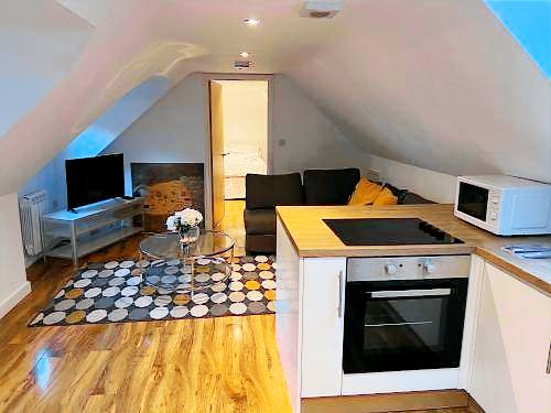 Bed & Breakfast  Kings Hill