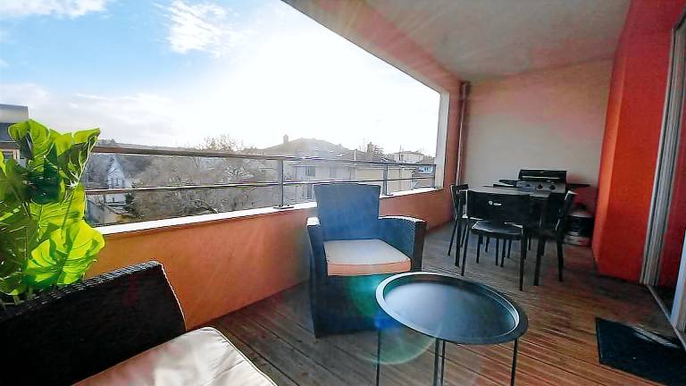 Apartment  Oullins